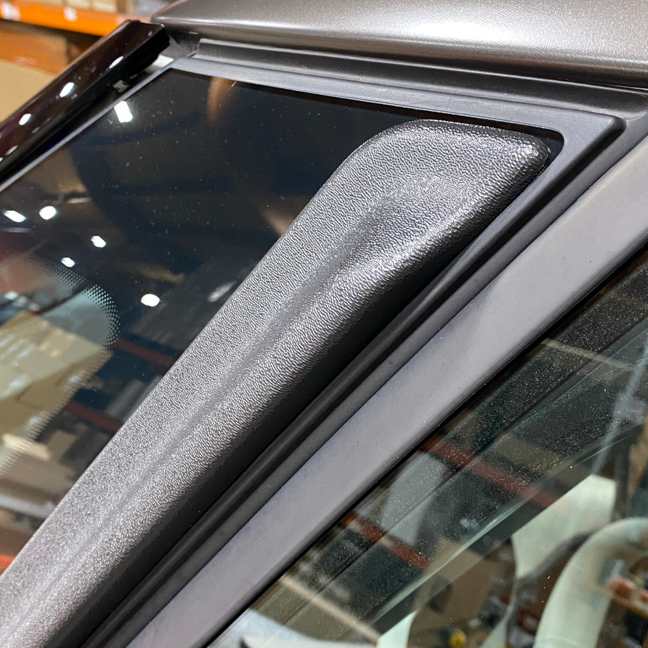 Buzz Buffet Blocker | Wind Buffeting Guard for ID Buzz Windows