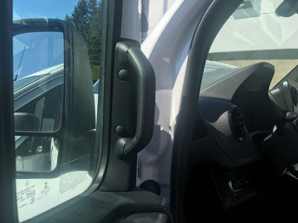 Grab Handle Plug Terrawagen