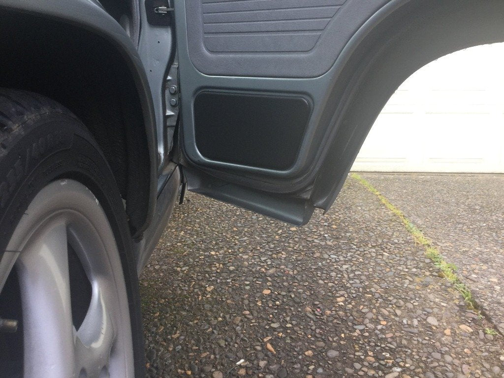 Panneau de coup de pied intérieur de porte Vanagon