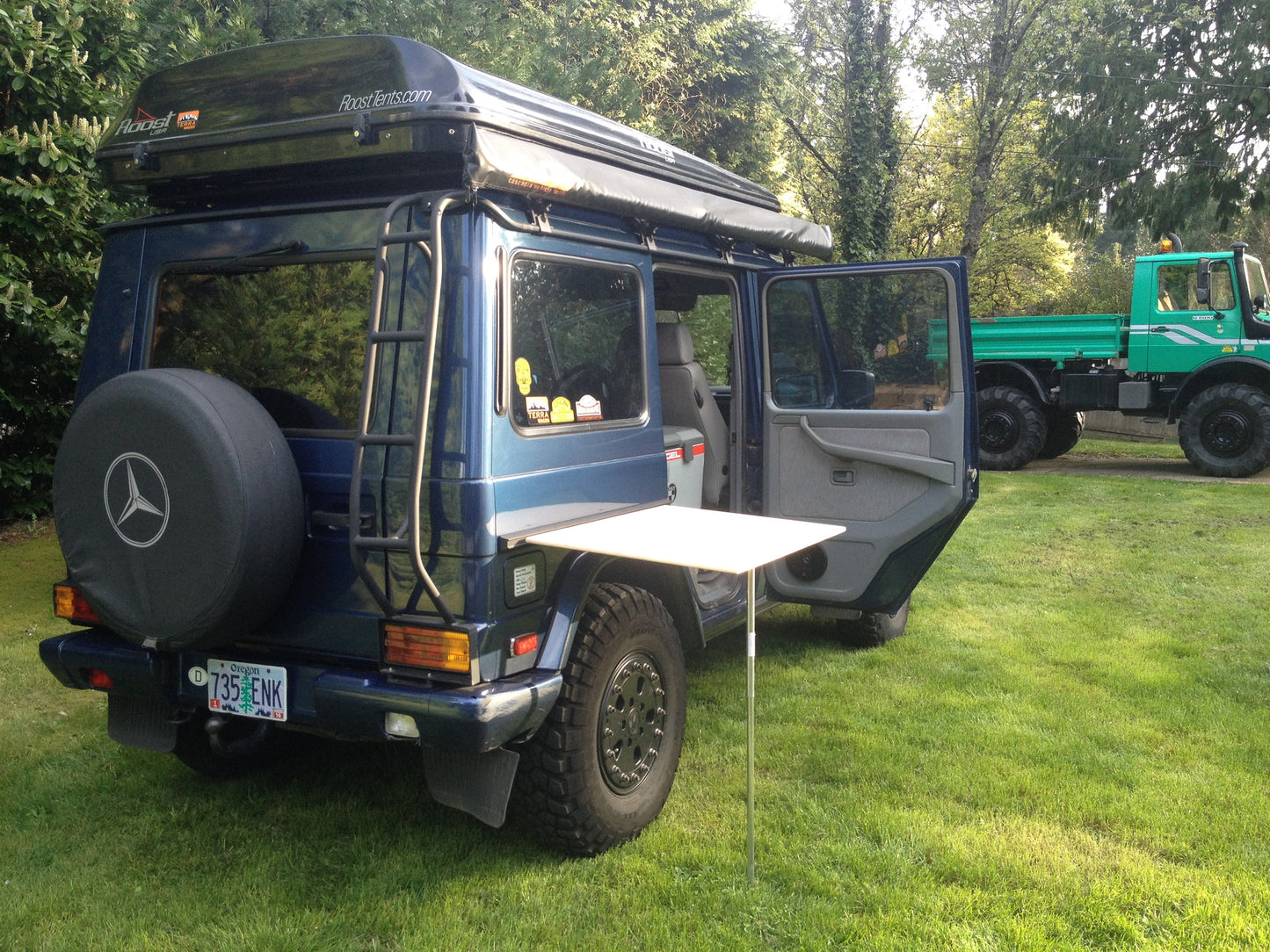 G-wagen Port-A-Prep camp table