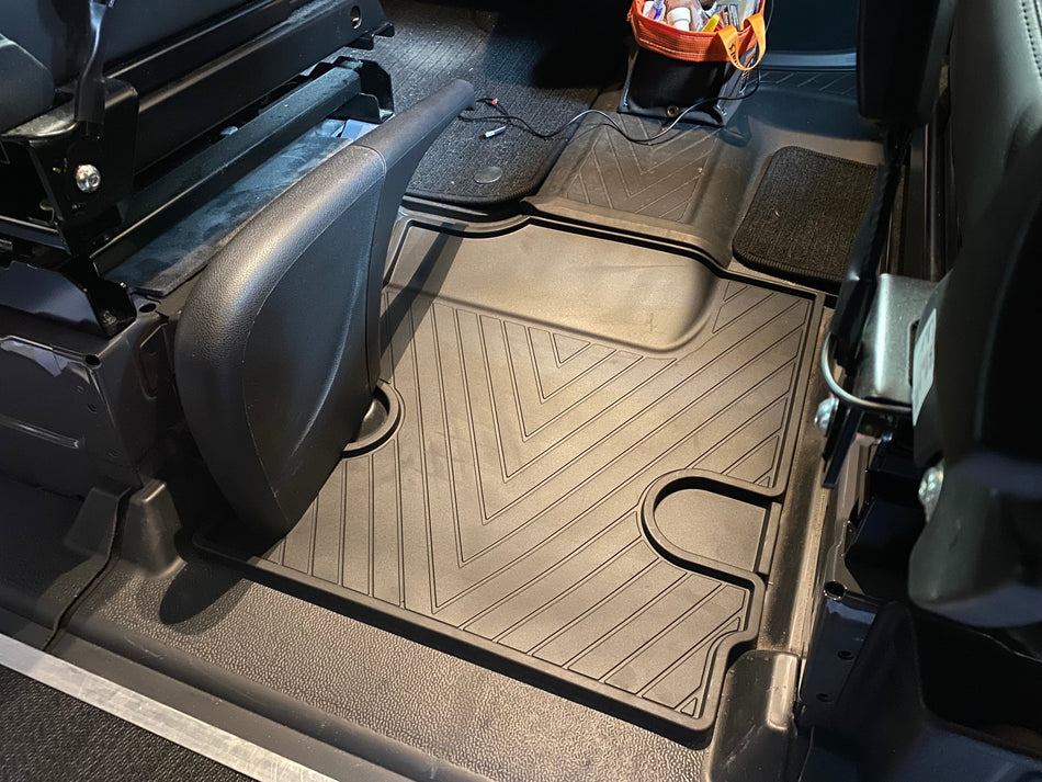 Tapis de sol traversant pour fourgonnettes Sprinter Cargo et Crew 2019-2025
