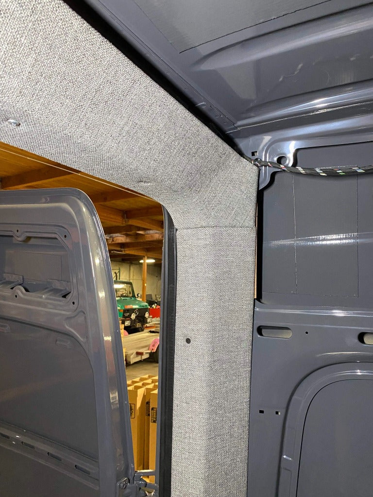 Kit de finition de porte arrière Tidy Trim pour fourgons à toit surélevé Mercedes Sprinter 906/907