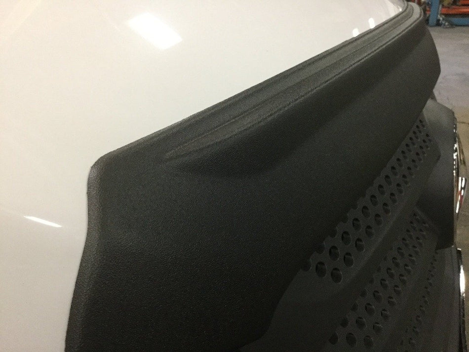 Aero Motorhaubenspoiler für Metris / Vito 2014-2024 – Lackschutz und Schmutzabweisung